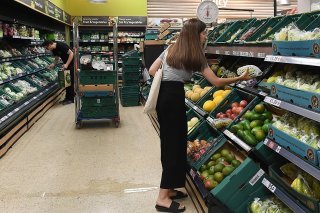 L'inflation britannique, malgré le ralentissement plus marqué qu'attendu en juin, reste élevée et plus persistante que dans les autres économies occidentales. (Archives)